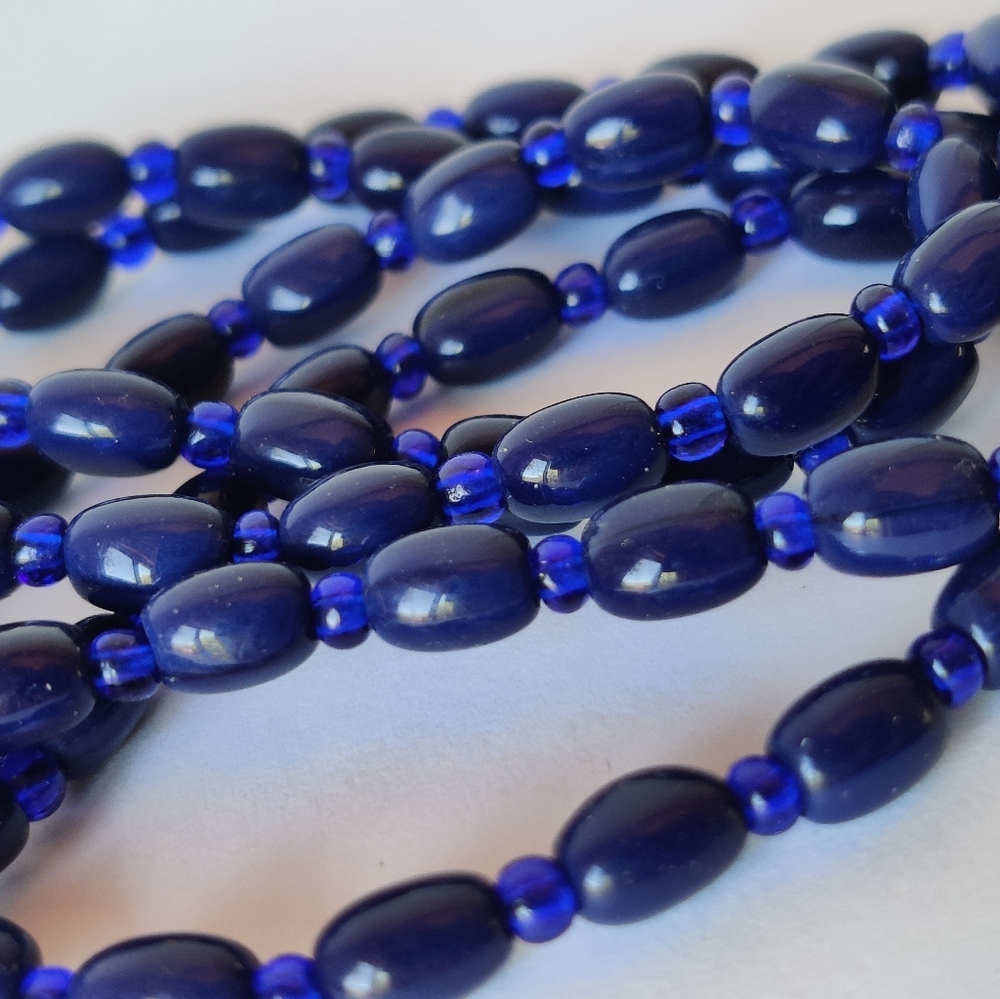 Vintage Cobalt Glass and Bloodstone Beads Necklace